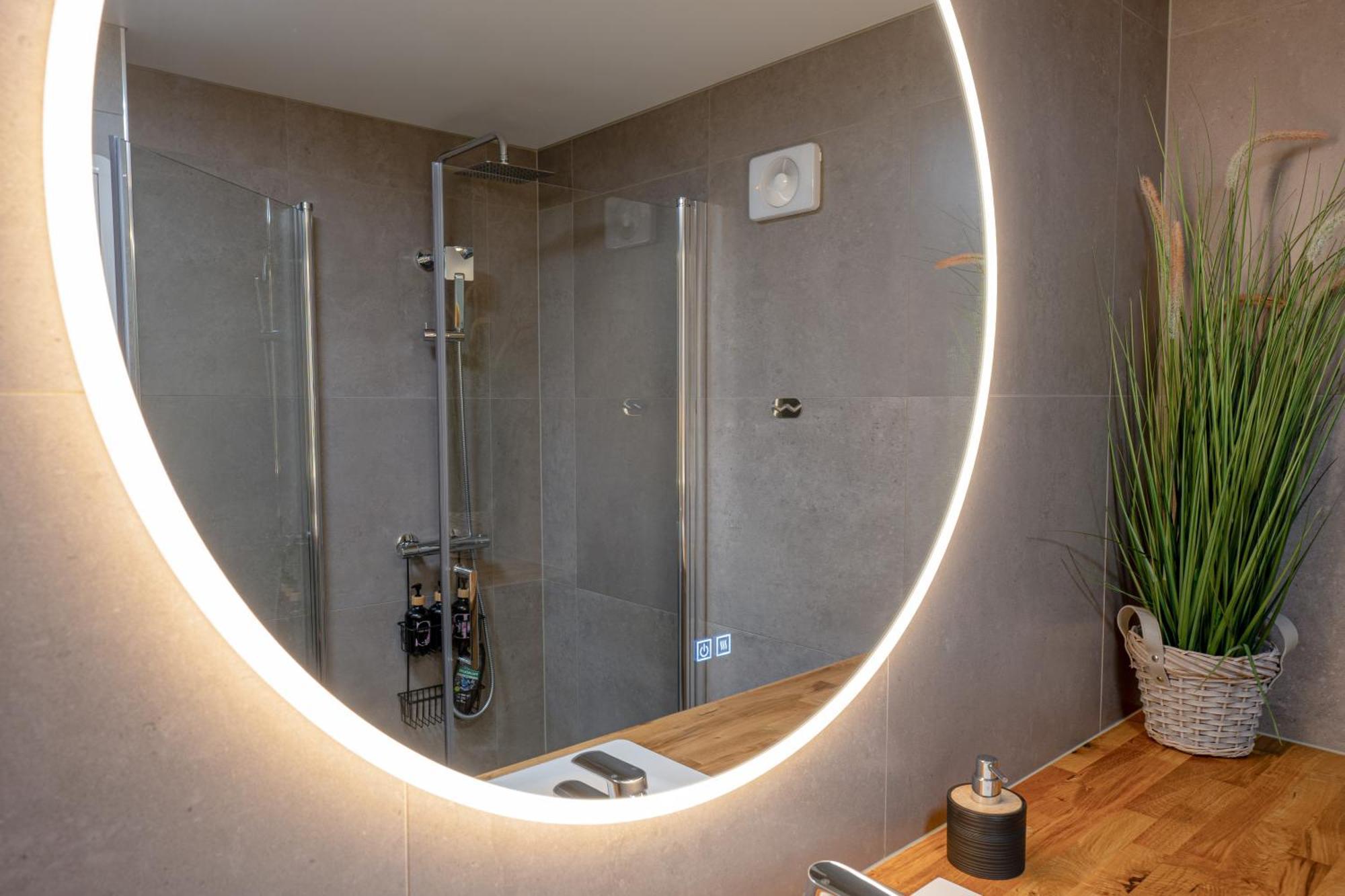 Apartment Ks Modern & Cozy Flat 20 Min From Centre *